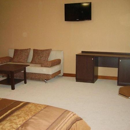 ז'יטומיר Hotel Complex Gayki מראה חיצוני תמונה
